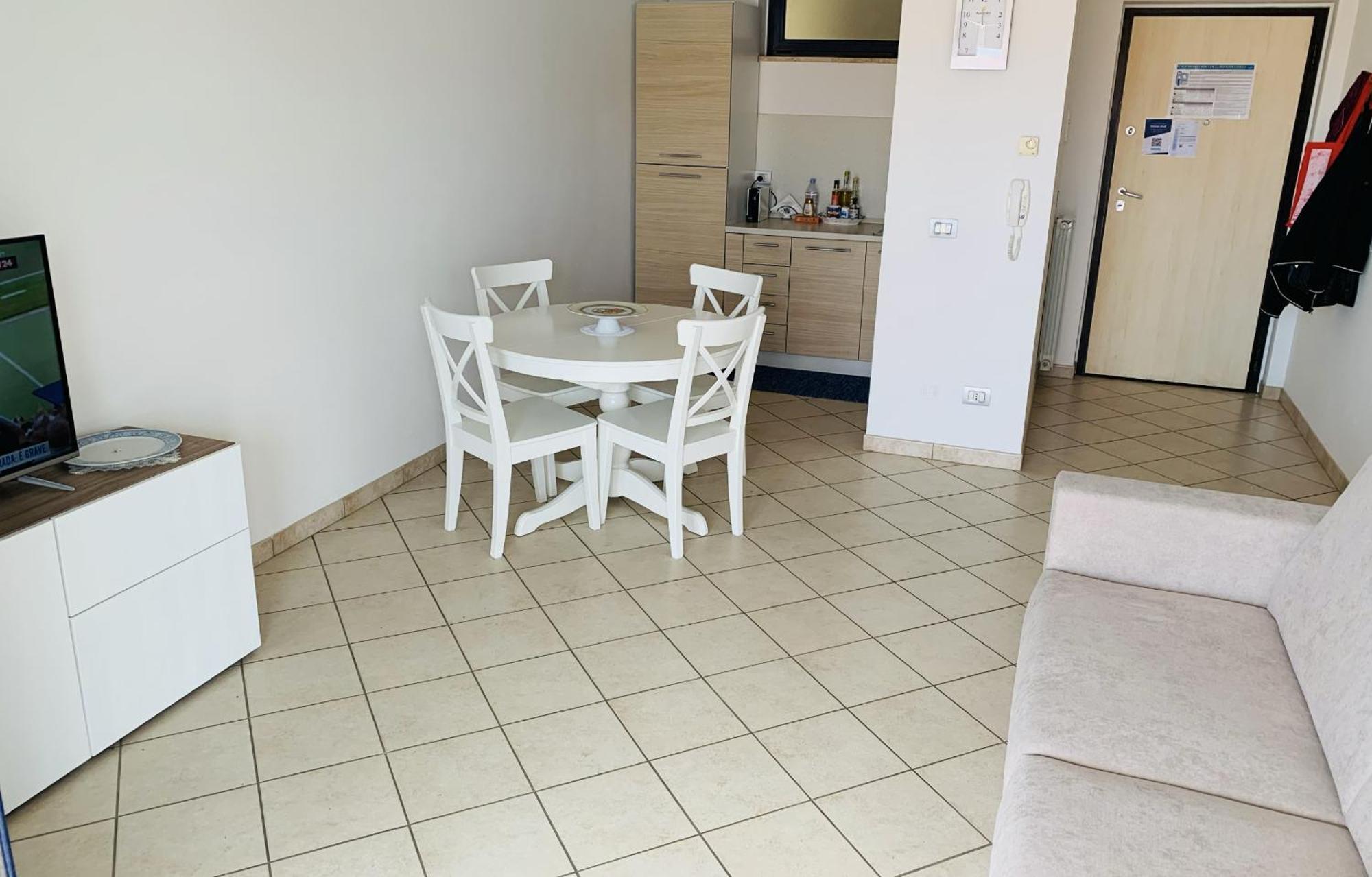 Alloggio Vista Mare - Parcheggio Gratis 피네토 외부 사진