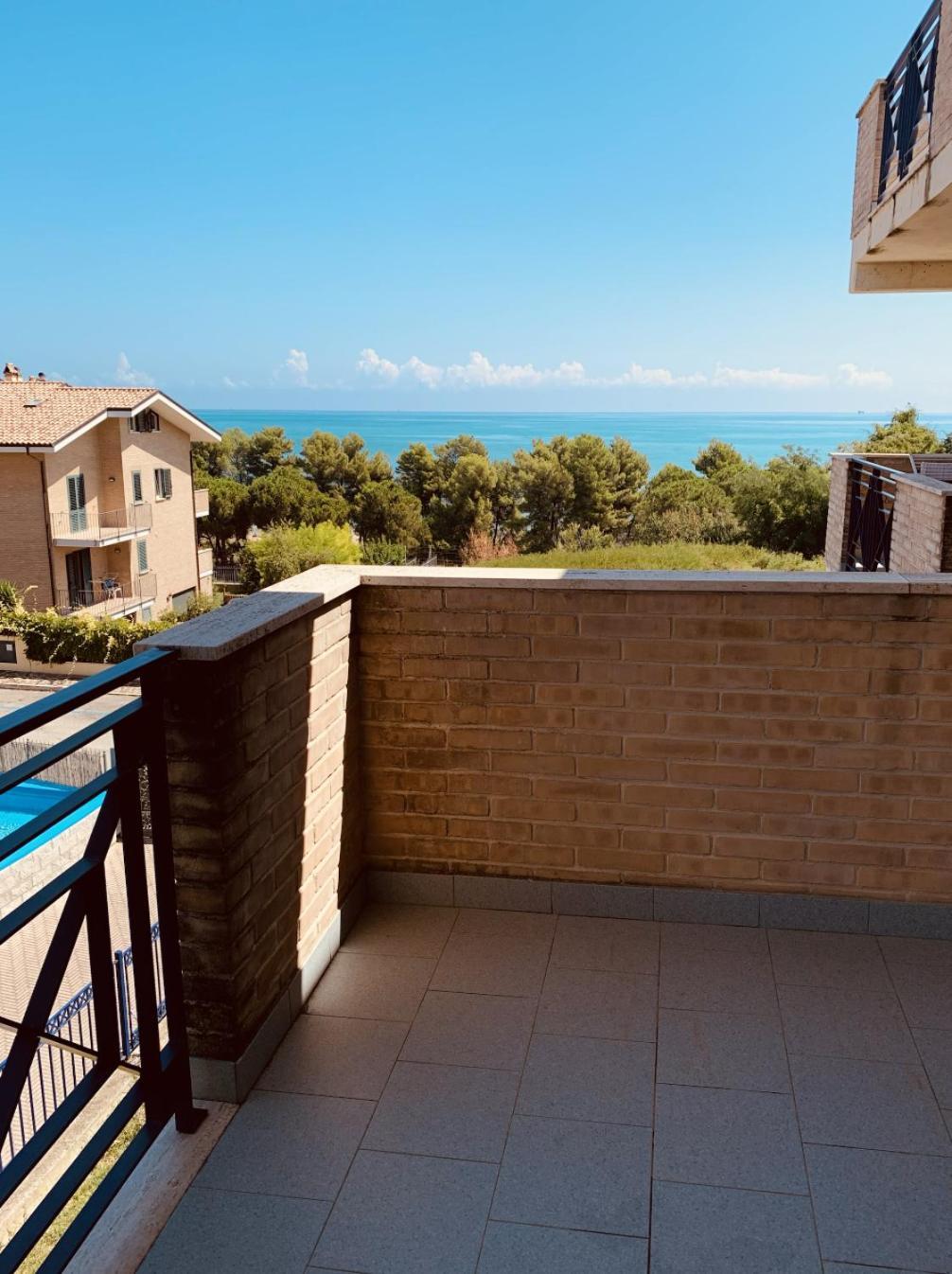 Alloggio Vista Mare - Parcheggio Gratis 피네토 외부 사진